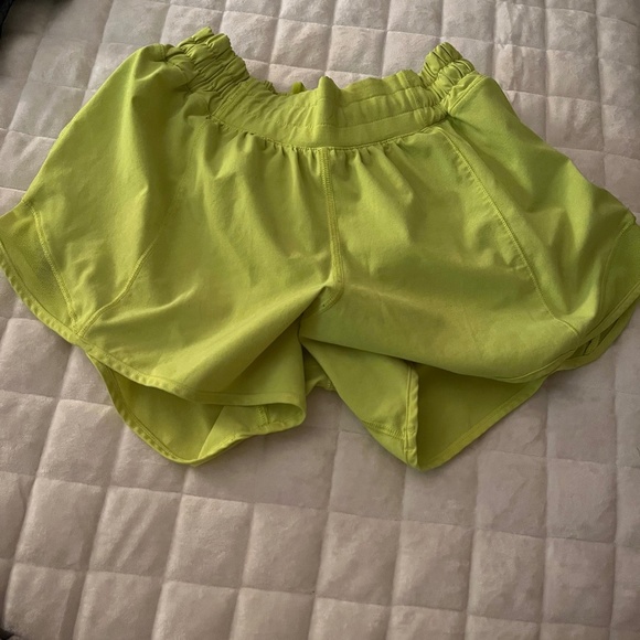 lululemon hotty hots (size 6 L) - Picture 1 of 4